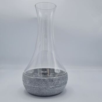 Carafe en verre avec pierre naturelle 1