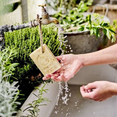 NATURAL IMMORTELLE SOAP ON ROPE