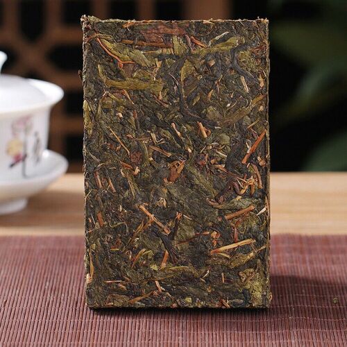 Tè Puer Sheng (crudo) Xi Gui Gold Leaf 2019 Mattone 1kg