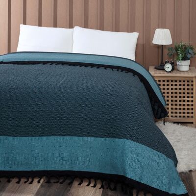 Hualalai XXL.   Bedspread with dark diamond pattern, dark cable pattern, tone-on-tone.   In 7 colors.