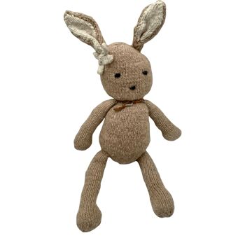 Peluche éco-responsable faite main en laine biologique - lapin - SIMONE - Kenana Knitters 11