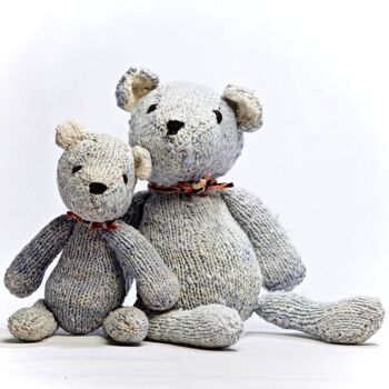 Doudou ours en laine biologique fait main éco-responsable - MICHEL - Kenana Knitters 6