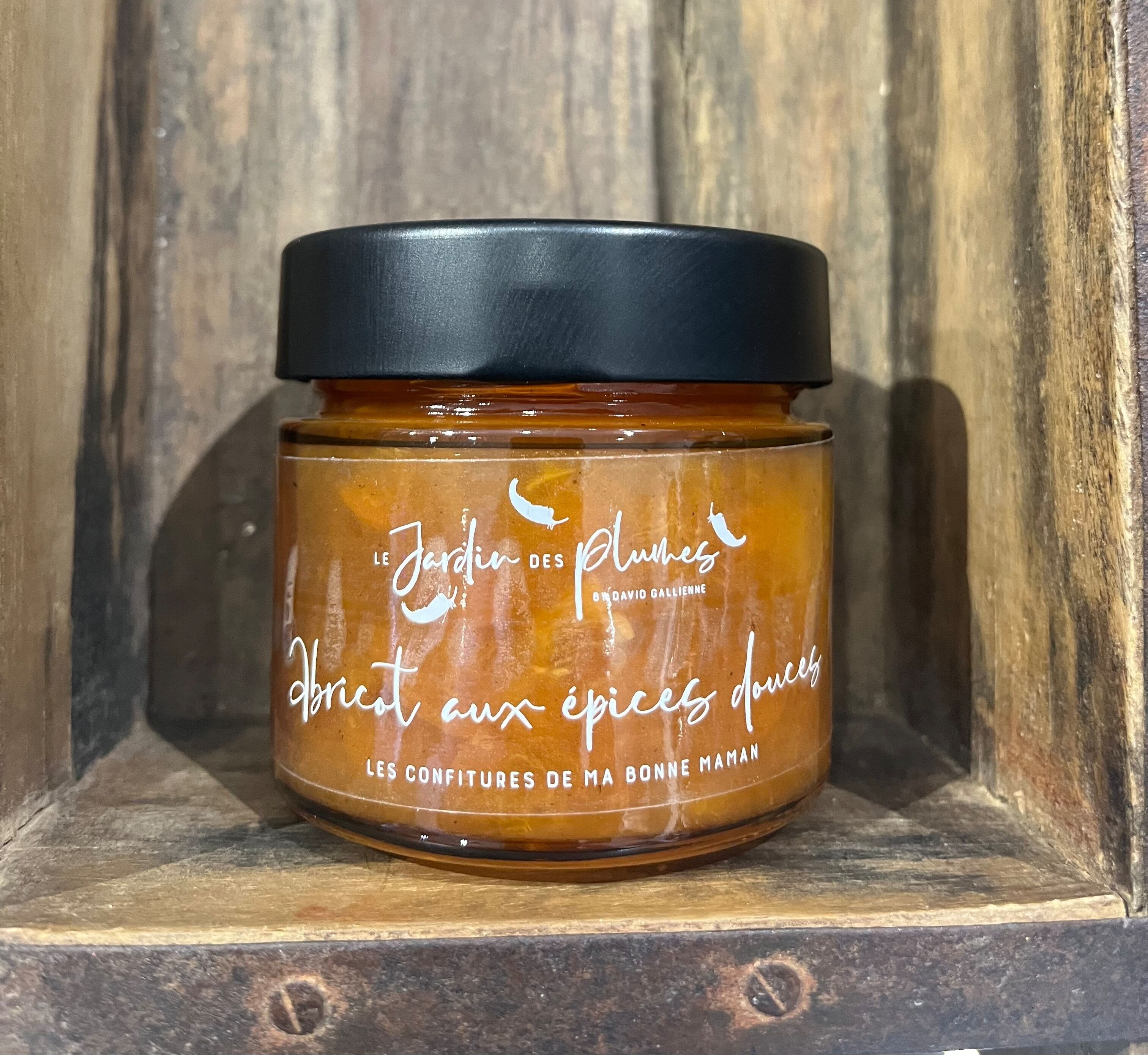 Confettura di albicocche con spezie dolci