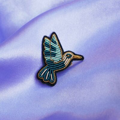 Hummingbird mini bird brooch