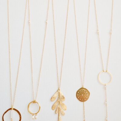 Kit of 5 golden necklaces COL-2