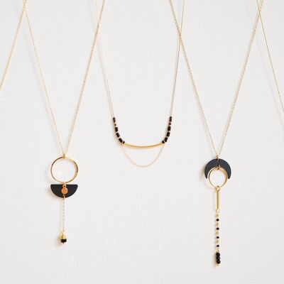 Kit 5 Gold and black necklaces COL-4