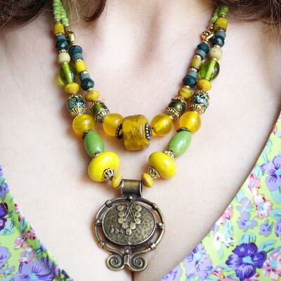Double Layered Ethnic Chunky Necklace
