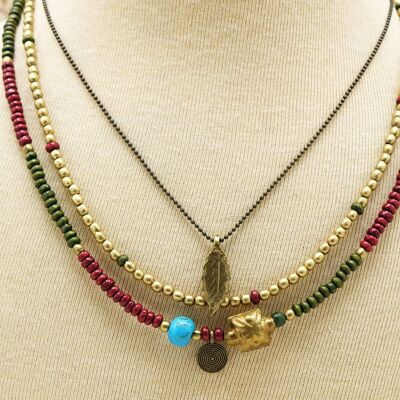 Collar de hojas con cuentas boho