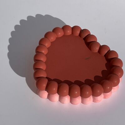 Herzförmiges Tablett