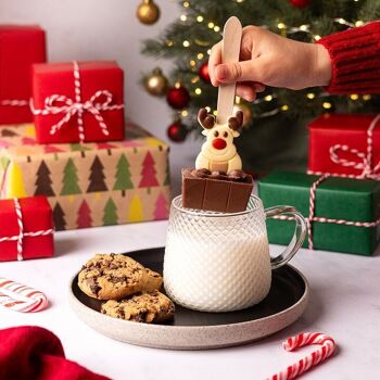 Cuillère à chocolat chaud au chocolat au lait de renne de Noël 4