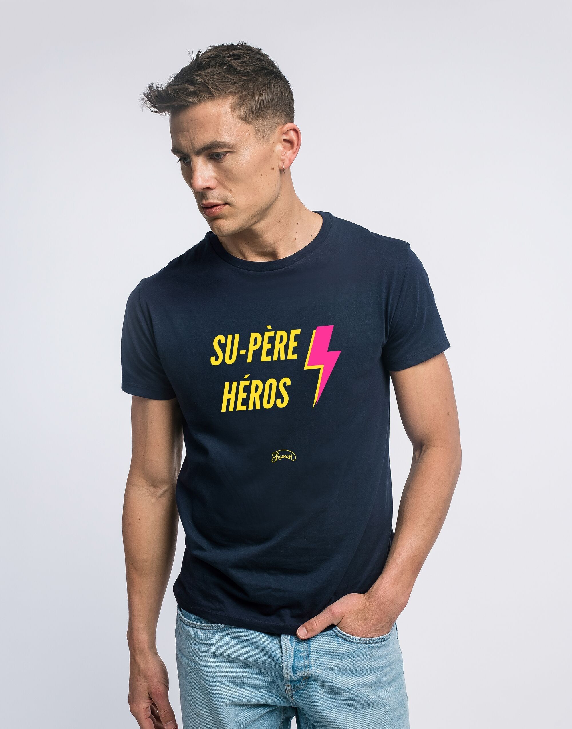 T-SHIRT DA UOMO BLU MARINO SU PADRE EROE