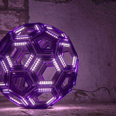 C60 table lamp - purple