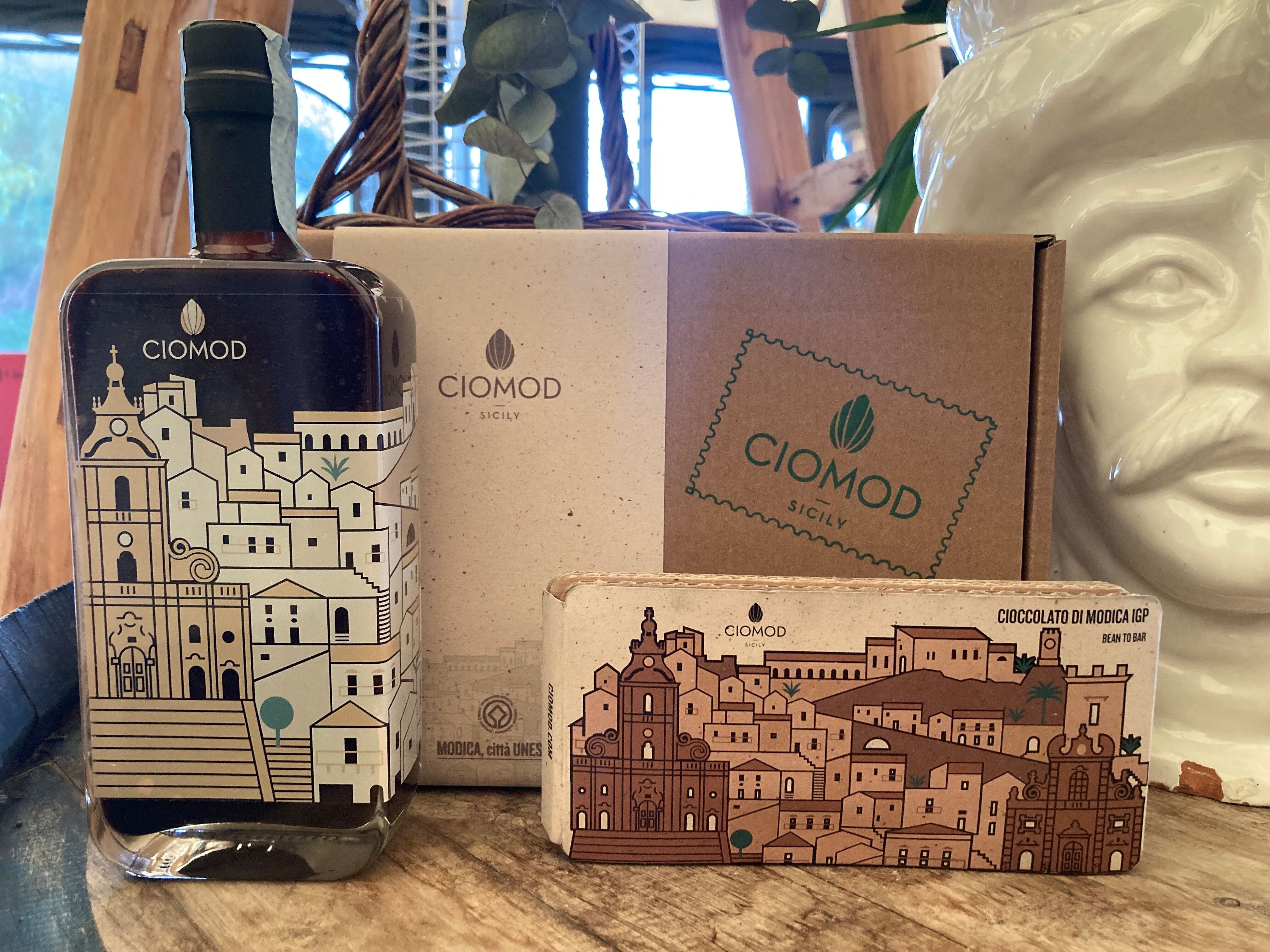 BOX LIQUORE E TAVOLETTA "SPECIAL EDITION MODICA PATRIMONIO UNESCO"