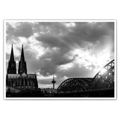 Poster Coucher de soleil de Cologne en noir et blanc