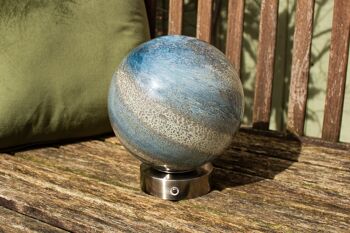 Lampe de table en verre Sand & Sea - avec base en chrome argenté 4