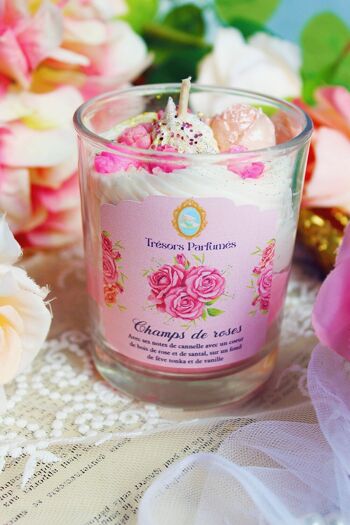 Bougie gourmande - Champs de roses parfum bois de rose 1