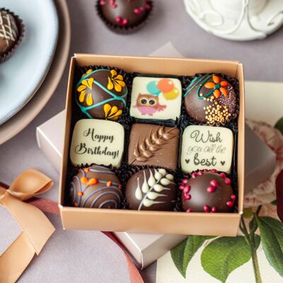 Coffret de chocolats "Joyeux Anniversaire" 9pc