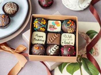 Coffret de chocolats "Joyeux Anniversaire" 9pc 1