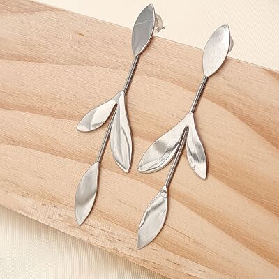 Silver leaf earrings