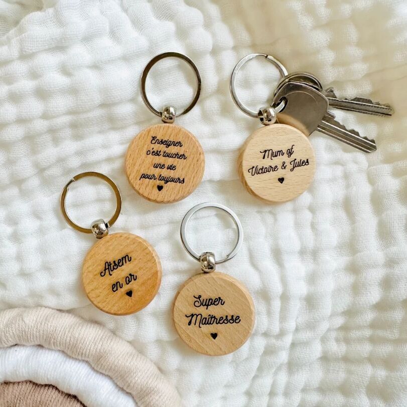 Llavero medalla de madera