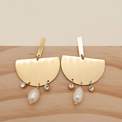 Half-round gold earrings with pearl and dangling rhinestones