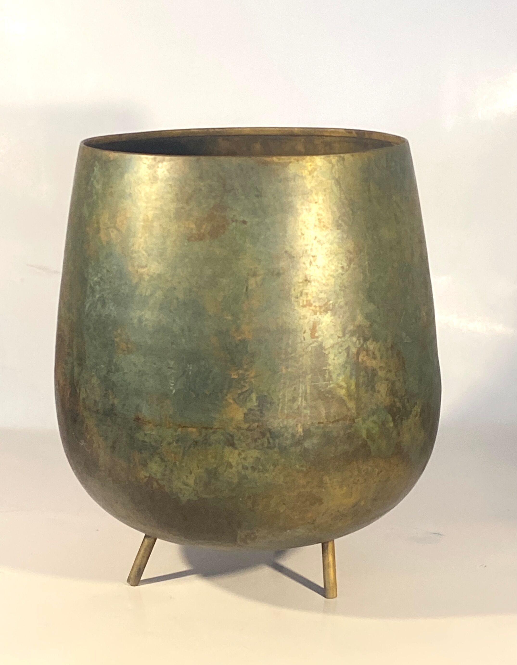 ANTIKE METALLTOPF HM616