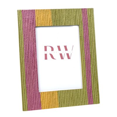 COLORED RESIN PHOTO FRAME 13X2X18CM HM101413