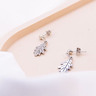 Earrings oak leaf stainless steel in silver - lightweight ear studs leaf forest