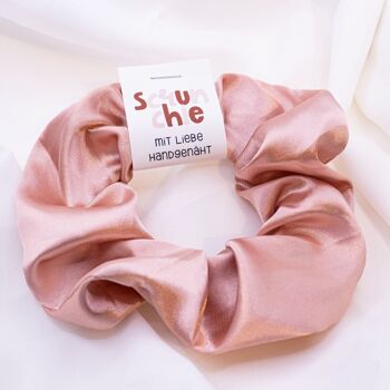 Scrunchie Satin Pink Hairband Pink Blush - attache cheveux cousue main brillant 1