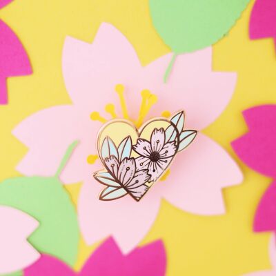 Pin's Heart Sakura