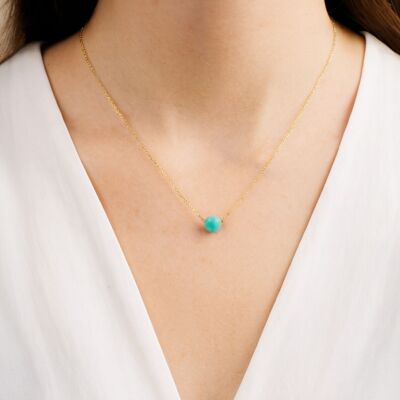 Collar minimalista de acero inoxidable dorado y amazonita