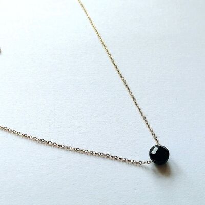 Minimalist gold stainless steel and black Agate necklace