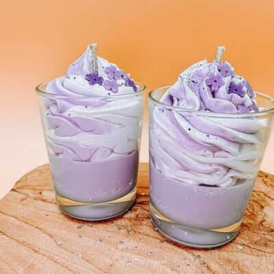 Gourmet lilac Mother's Day candle