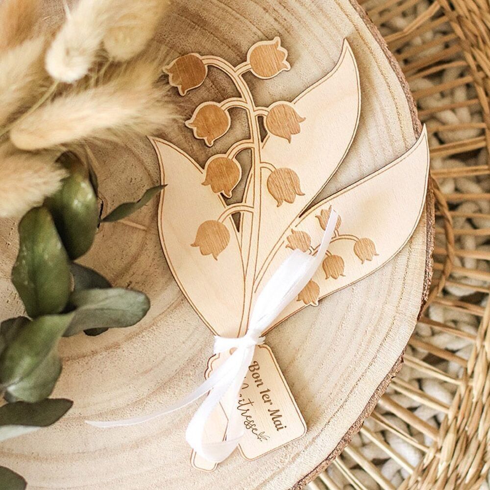 Hölzernes Maiglöckchen zum Verschenken – Happy 1. May Mistress