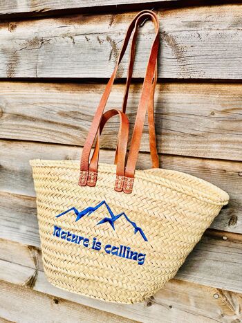 Panier 8 tours avec broderie Montagne