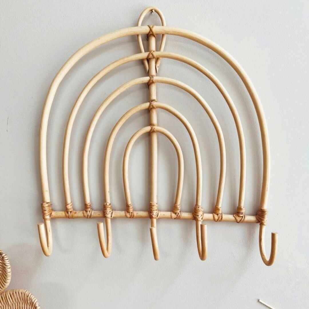 Appendiabiti da parete con 5 ganci in rattan naturale - Arcobaleno