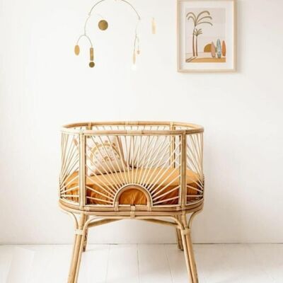 Baby cradle in natural rattan and canework