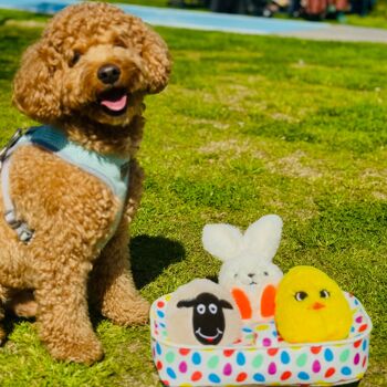 Panier de Pâques WufWuf : ensemble de jouets à cache-cache pour chien agneau, lapin et poussin 4