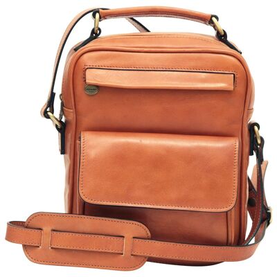 Shoulder bag with front pocket. Colonial Brown