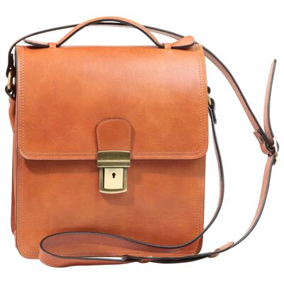 Leather shoulder bag. Colonial Brown