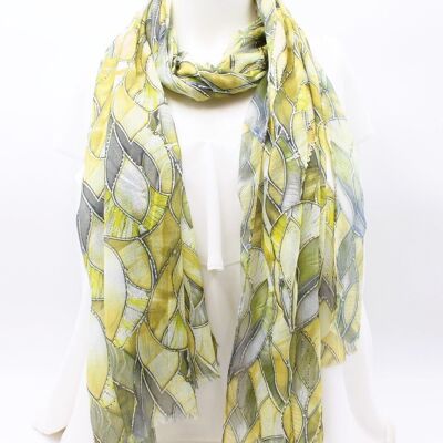 Trendy leaf pattern scarf with gold lurex