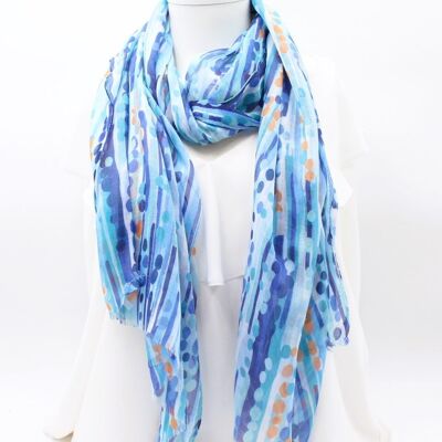 Trendy patterned scarf