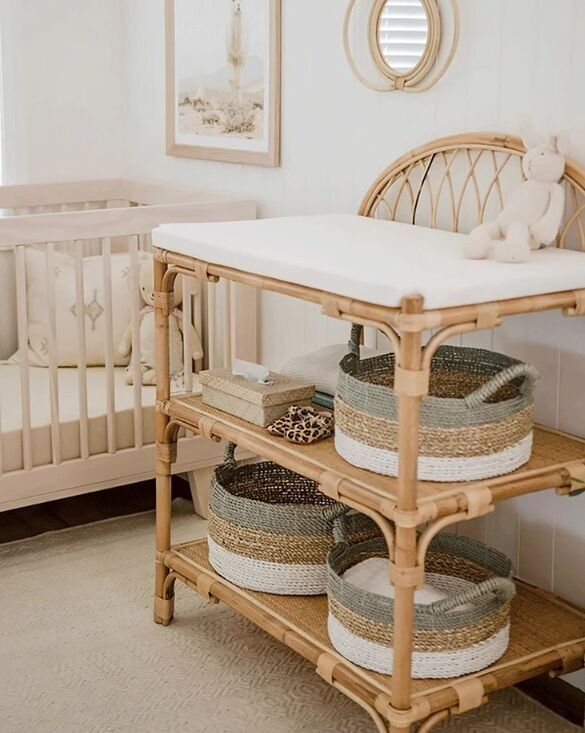 Fasciatoio in rattan naturale al 100%.