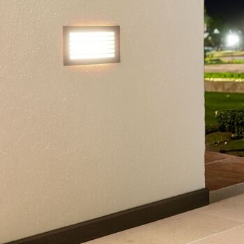 Ledkia Balise Extérieure LED 9W Encastrable Mural Noir Drive Blanc Chaud 3000K 4