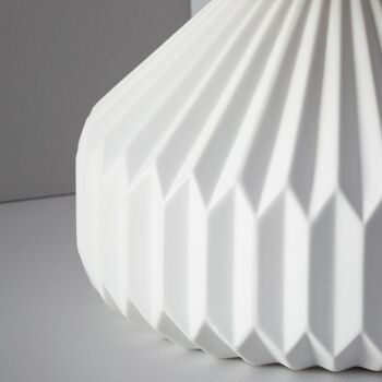 Lampe de table Ledkia en porcelaine et tissu Monduver blanche 4