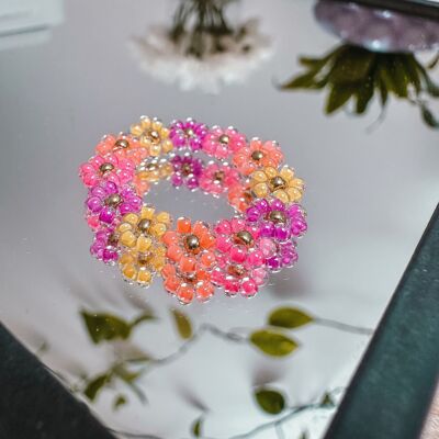 Flower ring made of glass beads SUNSET
