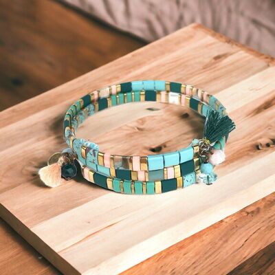 DYED HEMATITE AND CRYSTALS BRACELETS