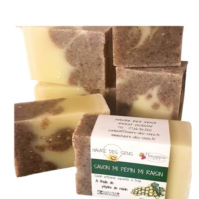GRAPE SEED EXFORATED SOAP