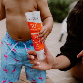 Spray solaire famille SPF50+ 3