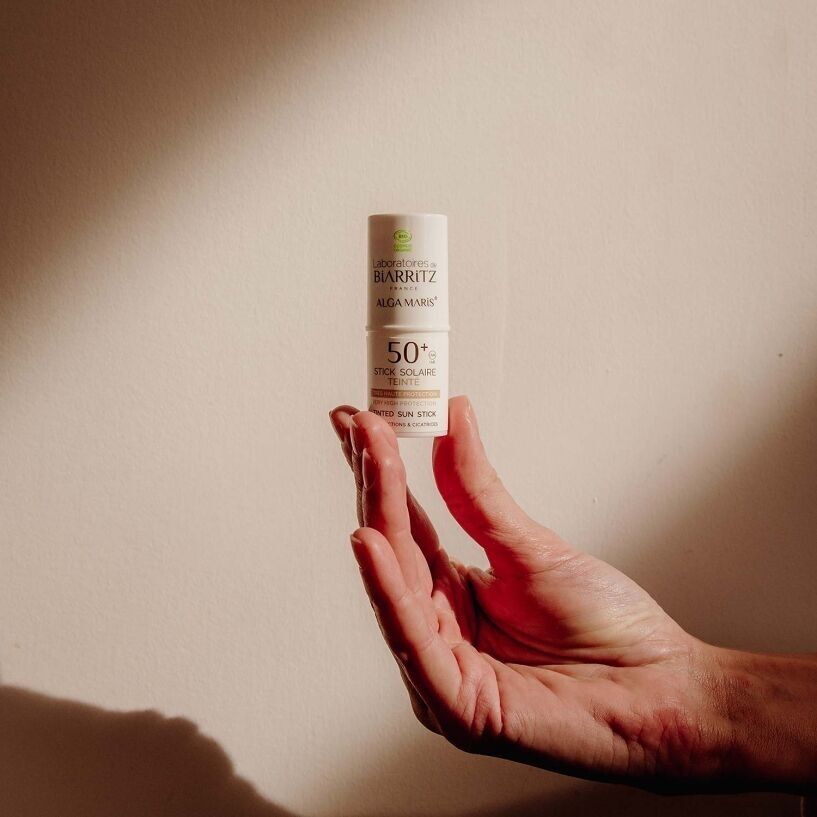 Stick solare colorato SPF50+
